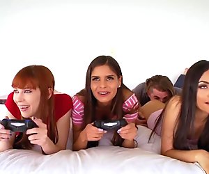 Homemade party threesome Gamer Girls